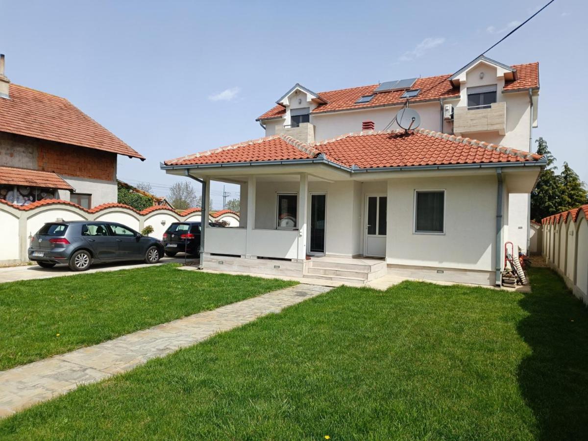 Serbian Home With Garden Krnjaca Экстерьер фото