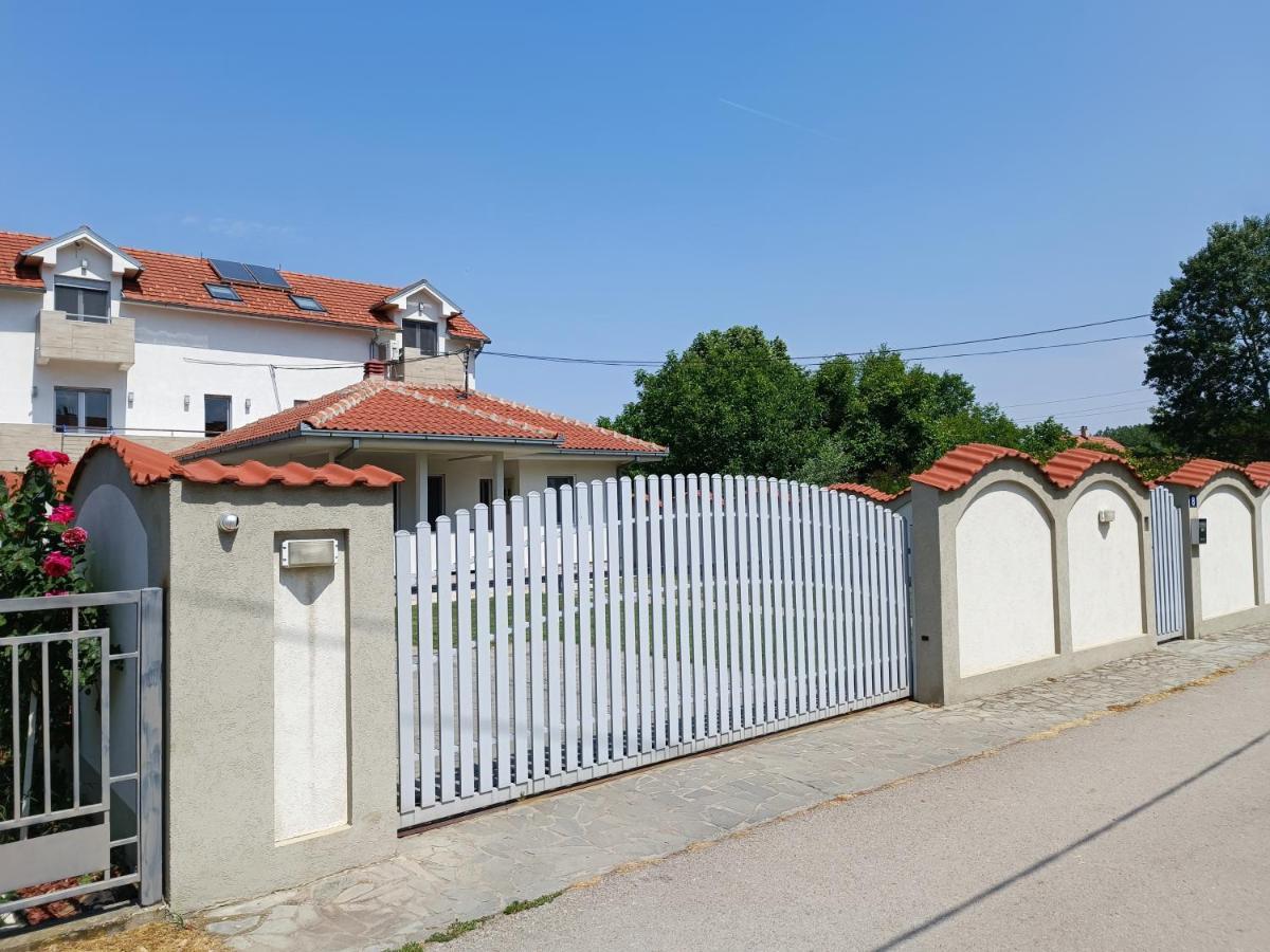Serbian Home With Garden Krnjaca Экстерьер фото